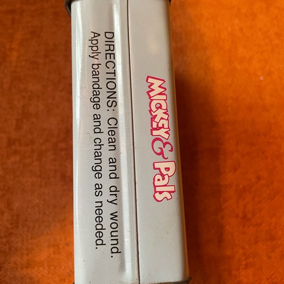 Vintage Mickey Mouse Band Aid Container, Good condition - Picture 5 of 5